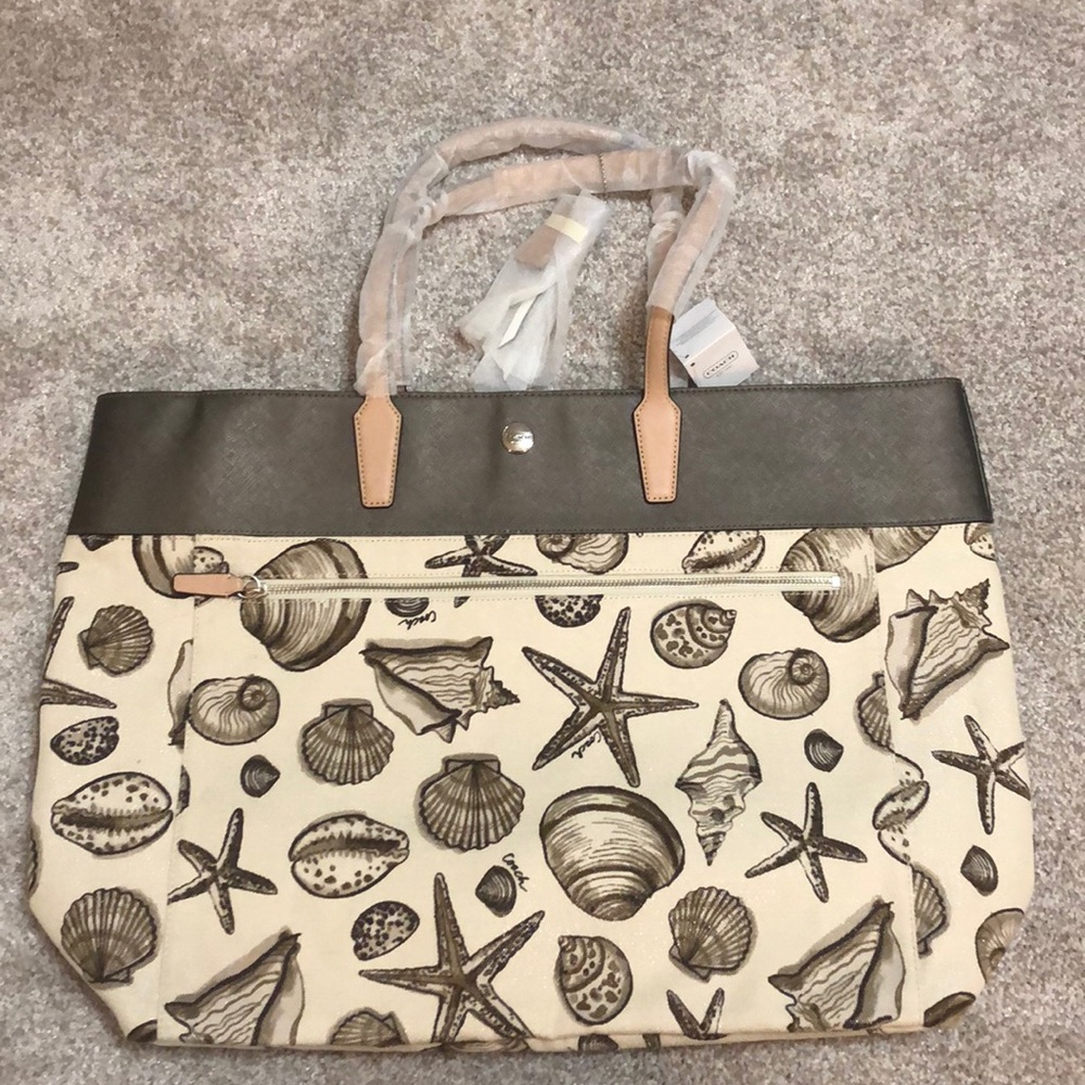 NWT - Coach Large Beach Sea Shell Travel Tote Bag